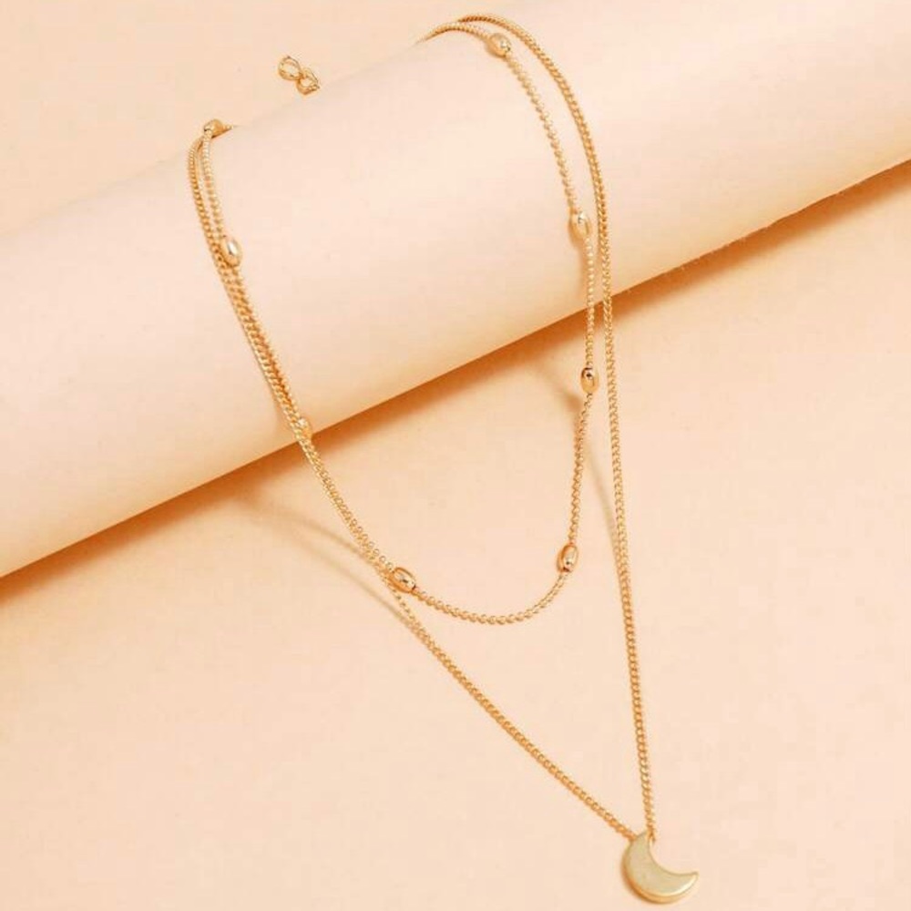 3/$30 💛 Moon Layered Necklace - Picture 4 of 4